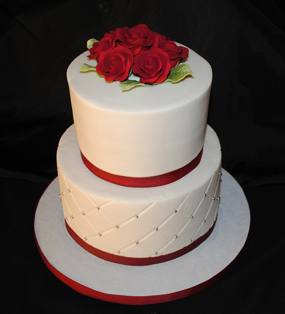 Small Simple Wedding Cakes