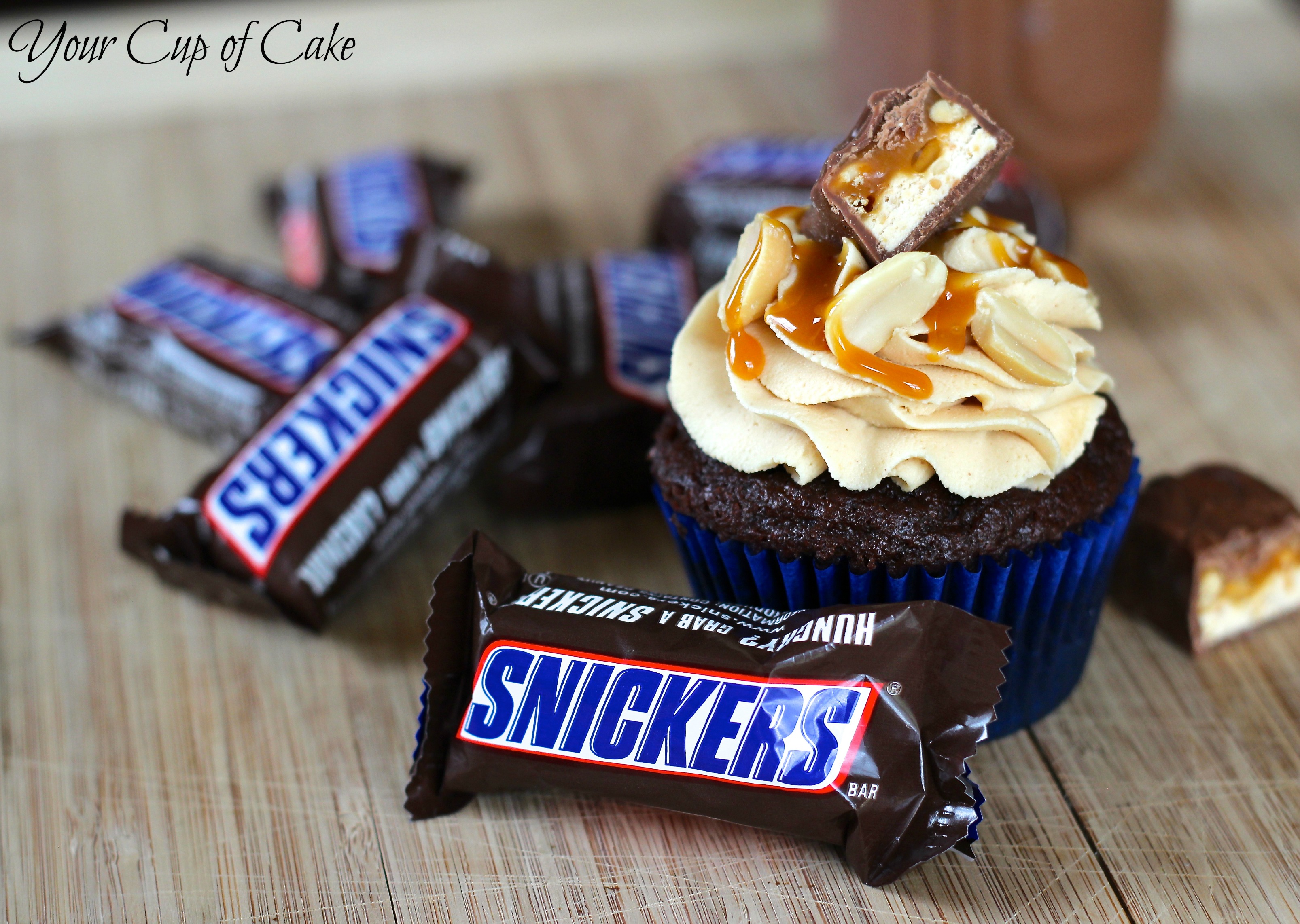 Snickers Cupcakes