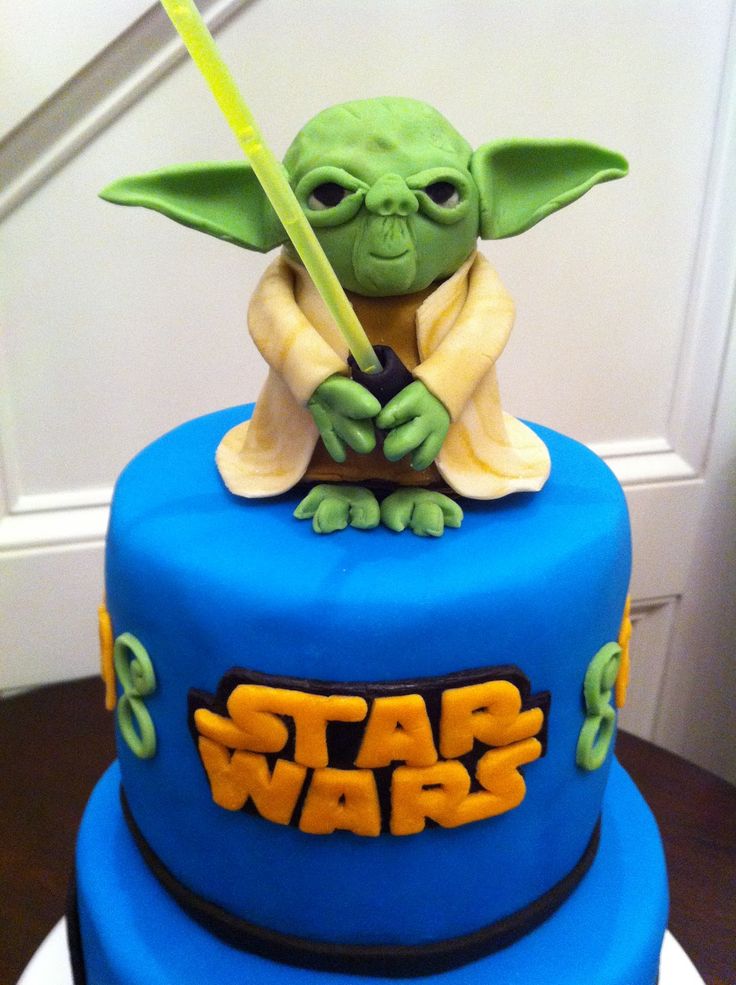 Star Wars Yoda Birthday Cake