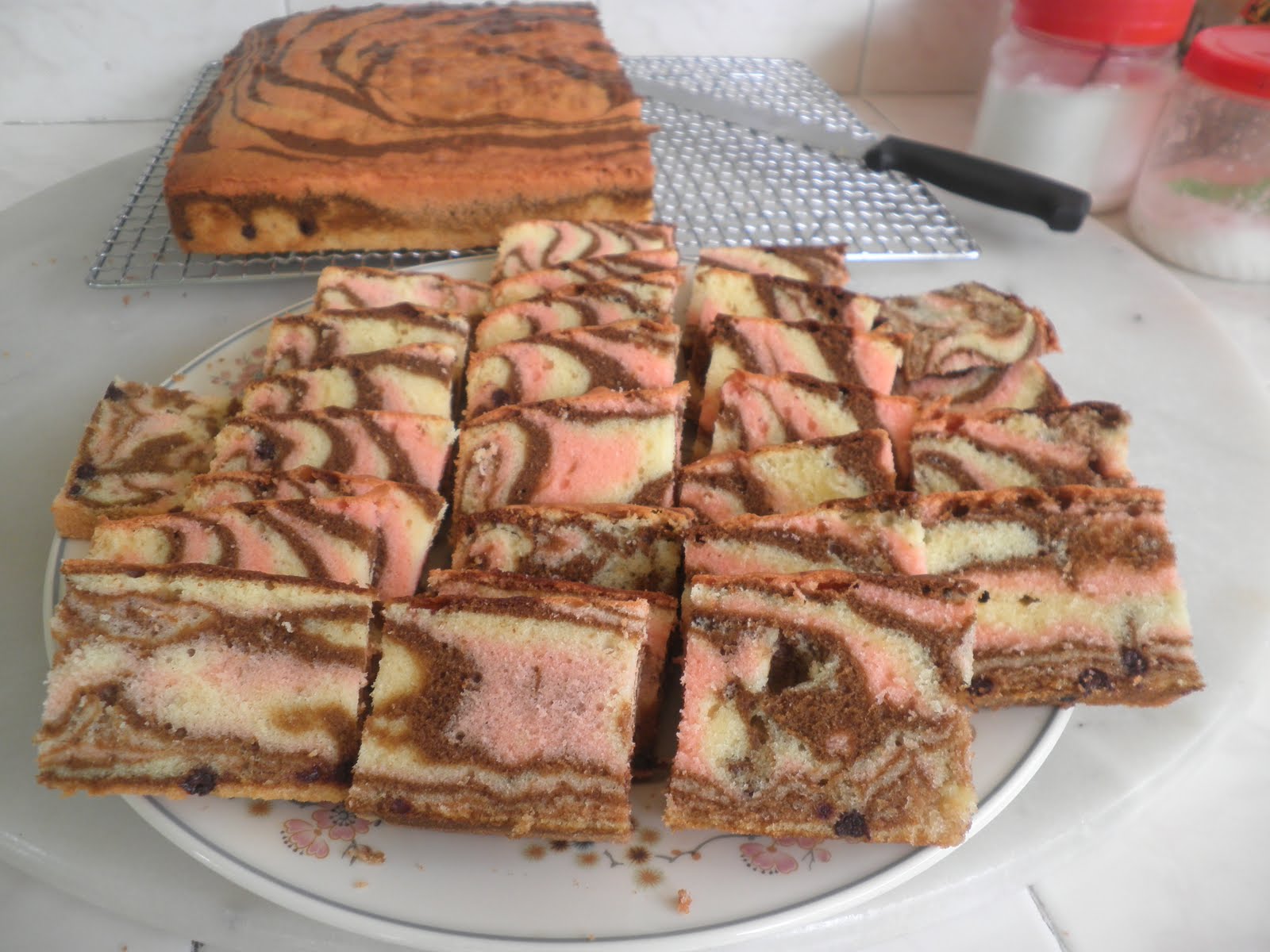 Tricolor Marble Cake