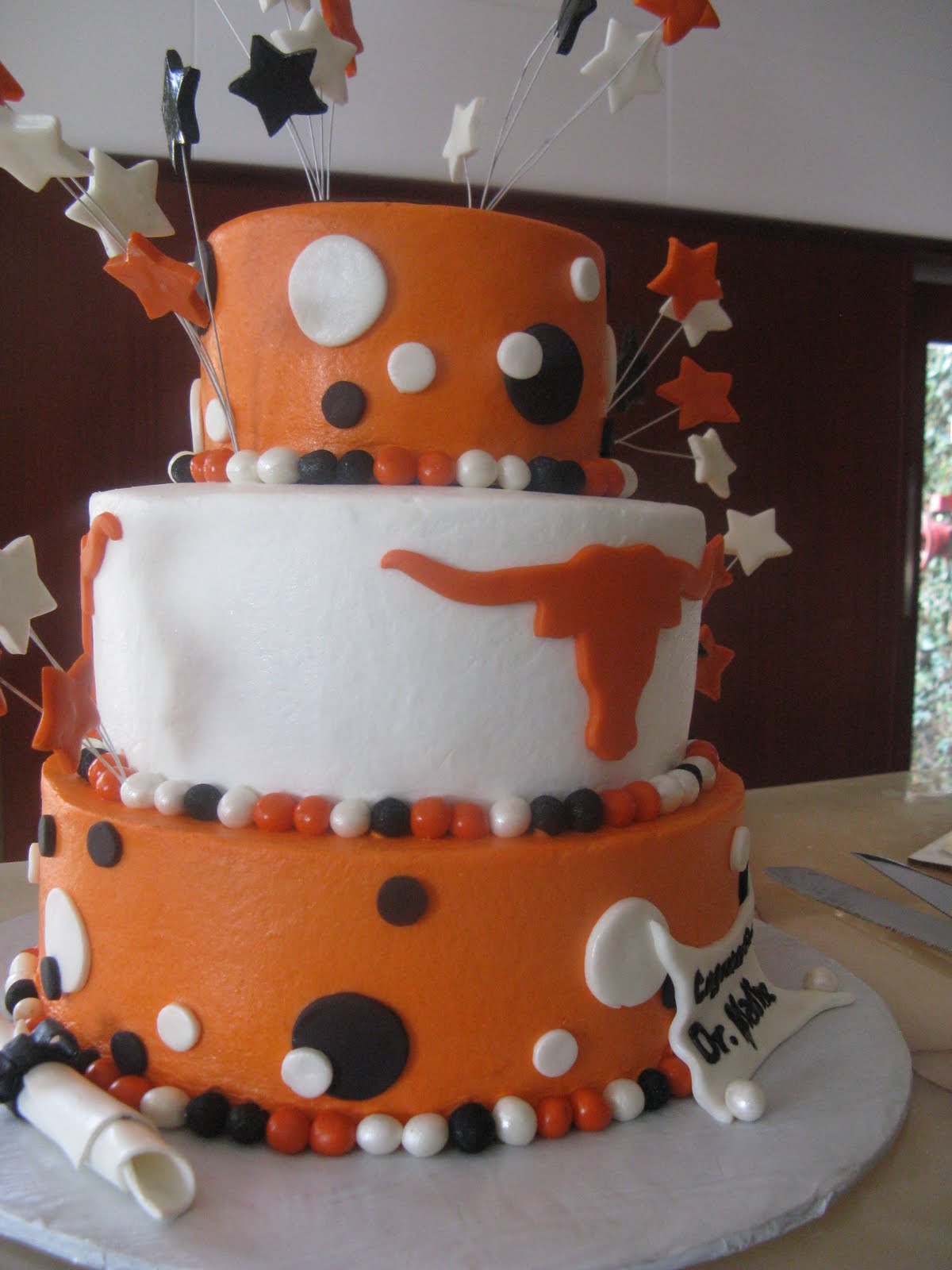 UT Graduation Cake