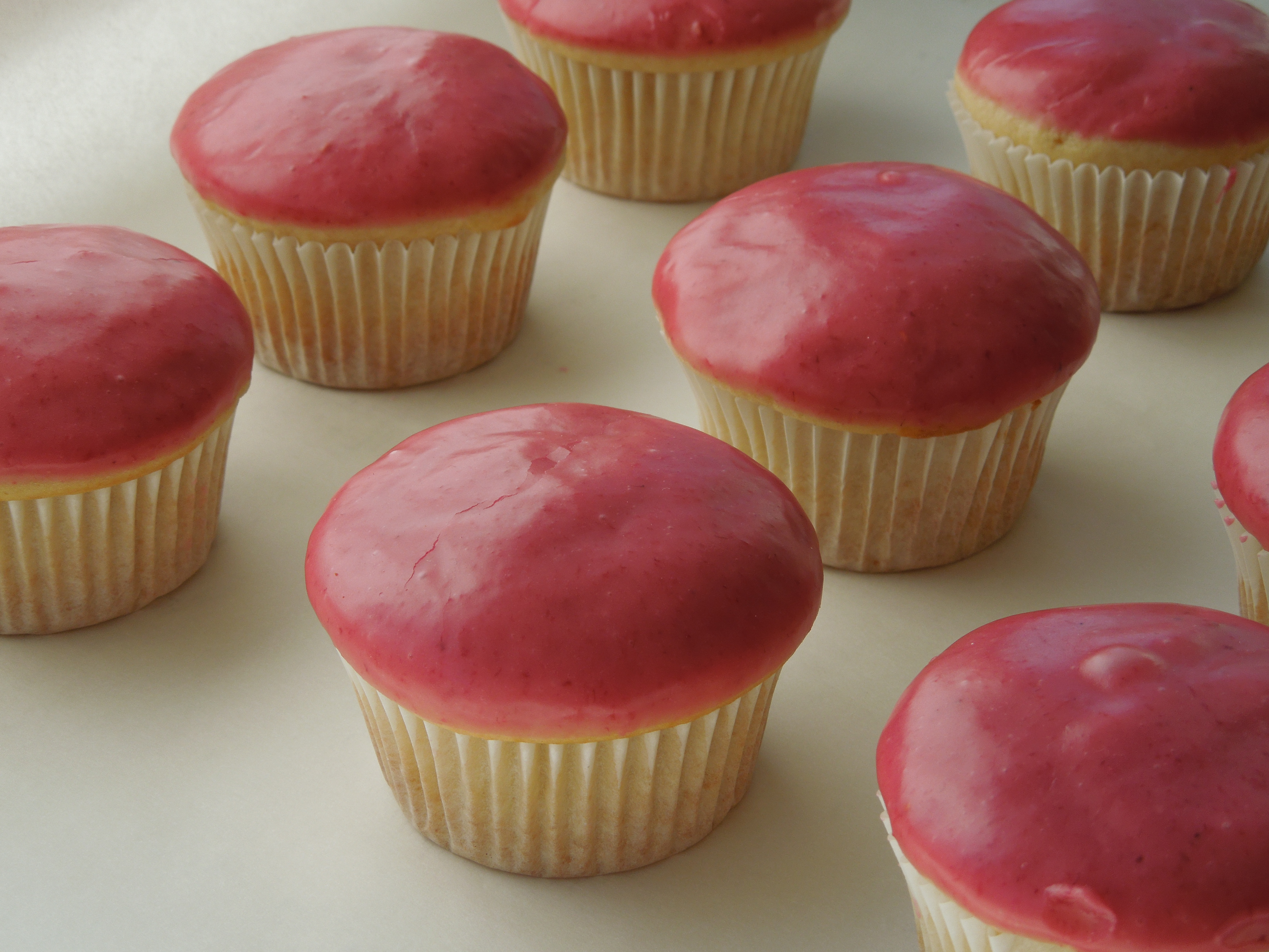 Vanilla Cupcakes with Fruit Glaze Recipe Vanilla Cupcakes with Fruit Glaze Recipe