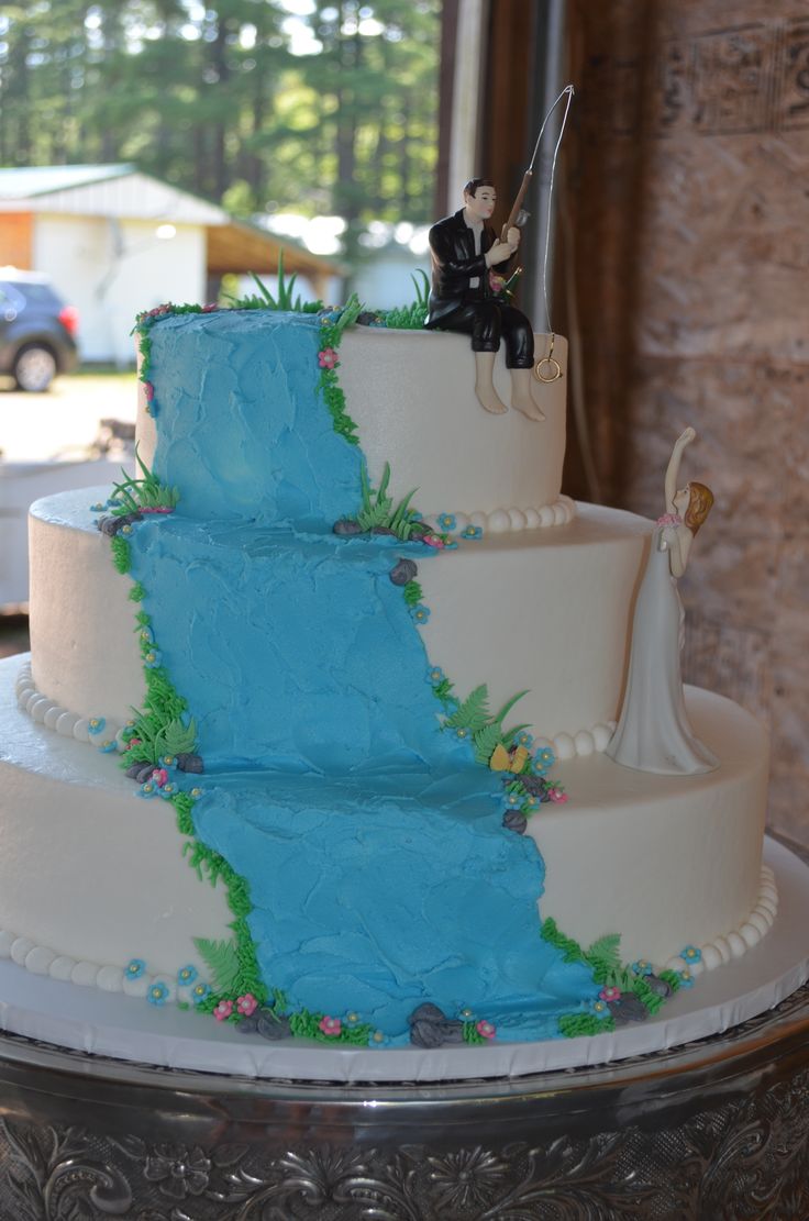 Waterfall Wedding Cake