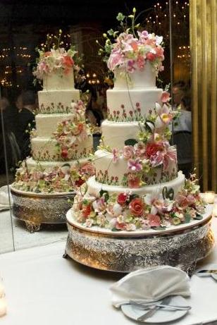 5 Photos of Savannah Wedding Cakes