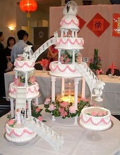 Wedding Cakes with Fountains