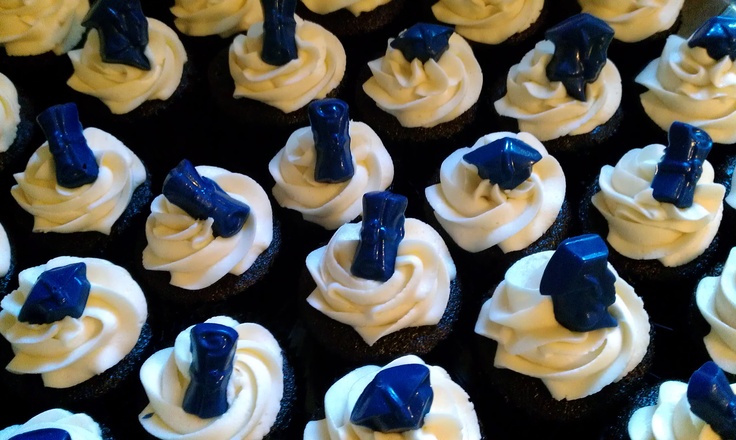 White and Blue Graduation Cupcakes